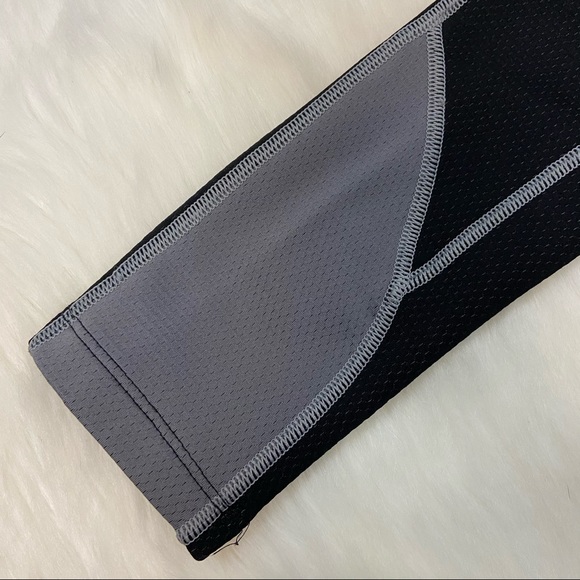 Under Armour Boys Compression Cold Gear Top YM - Picture 5 of 8